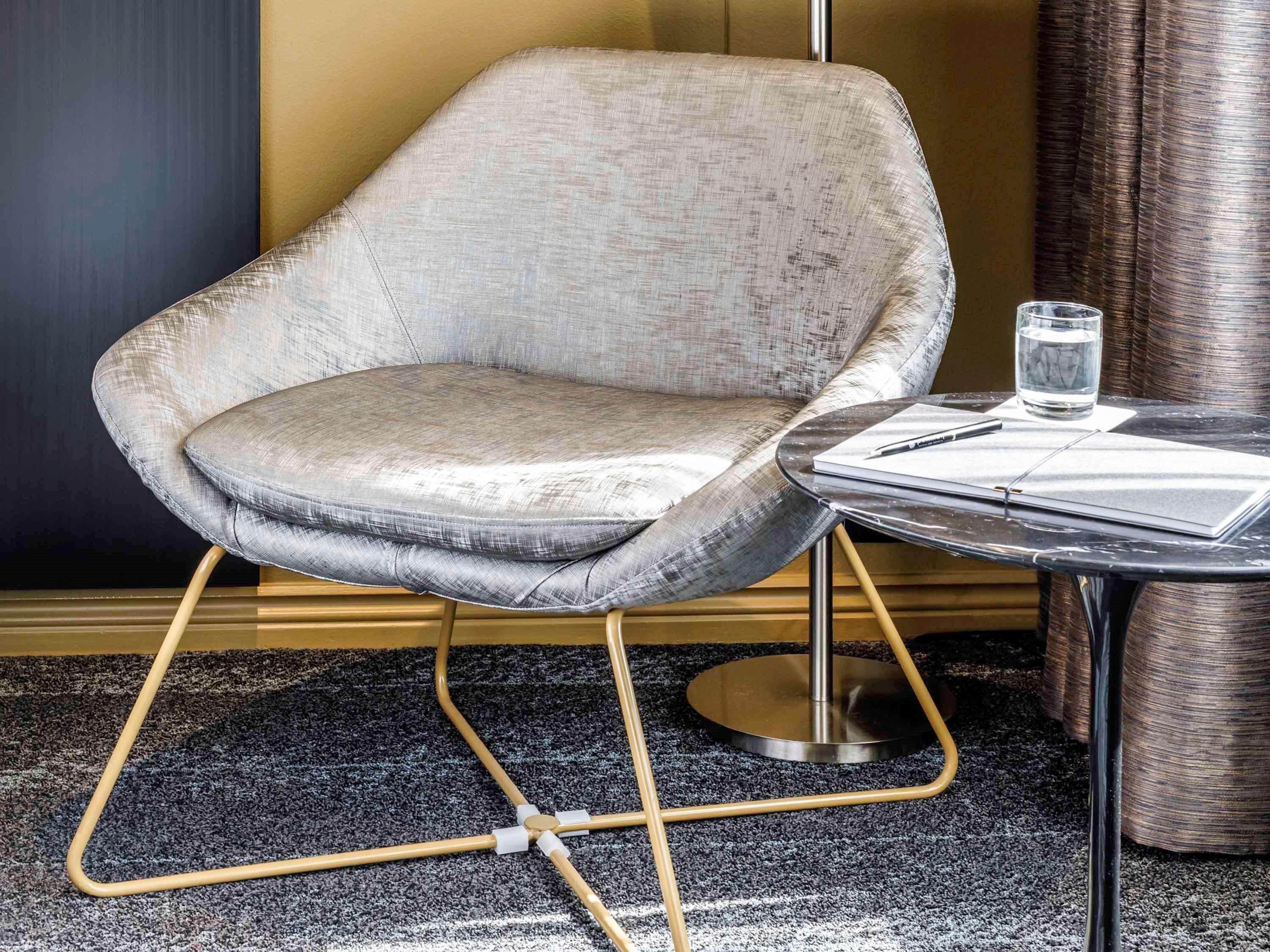 Pullman Sydney Hyde Park Otel Dış mekan fotoğraf Armchair