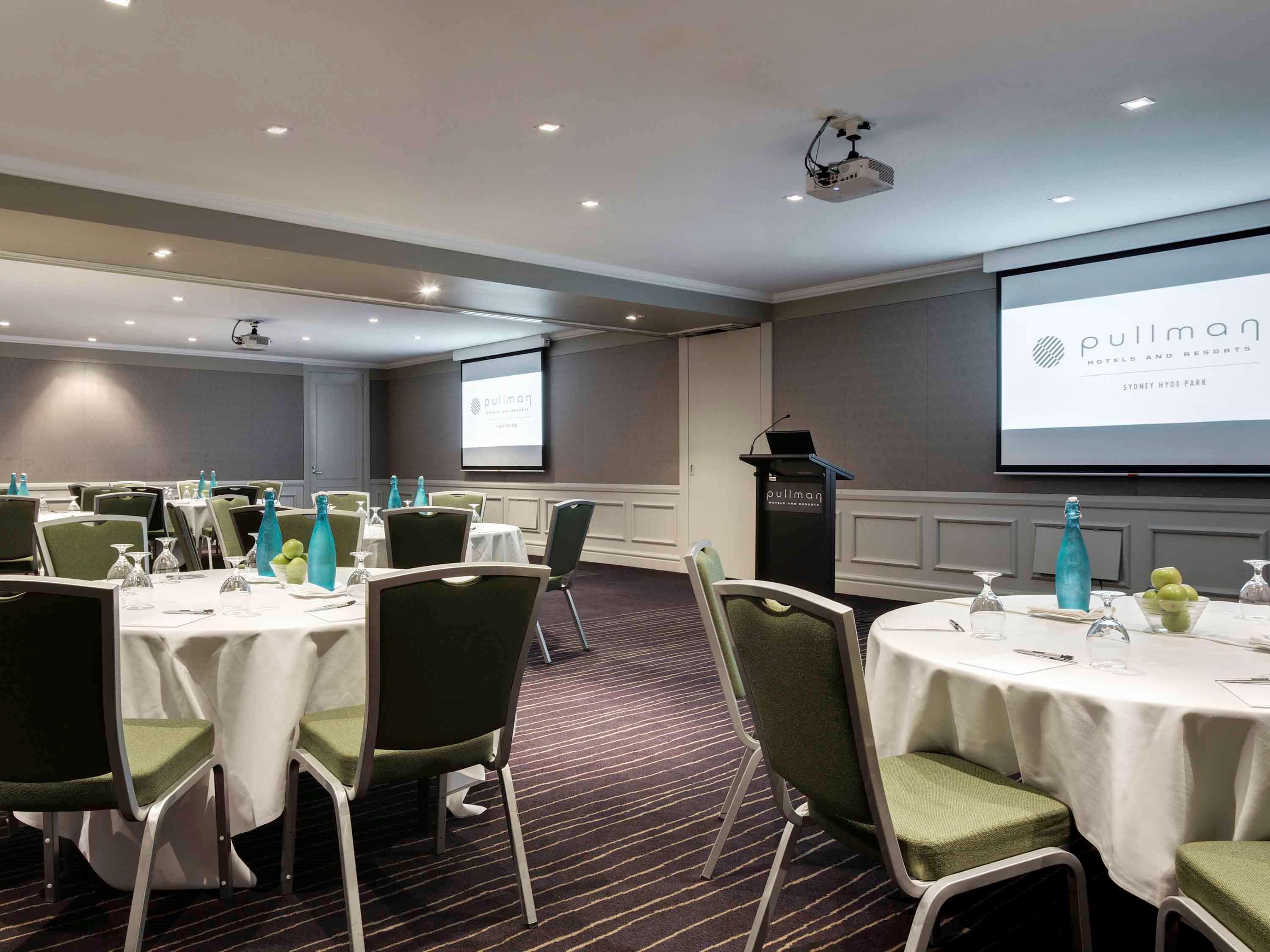 Pullman Sydney Hyde Park Otel Dış mekan fotoğraf The meeting room